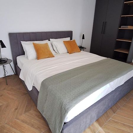 Sea View Apartments Ivana Krk Town Zewnętrze zdjęcie