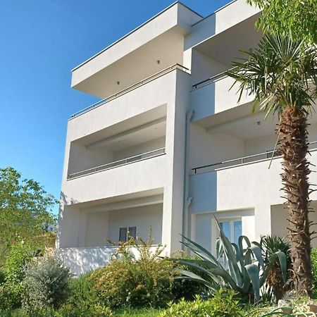 Sea View Apartments Ivana Krk Town Zewnętrze zdjęcie